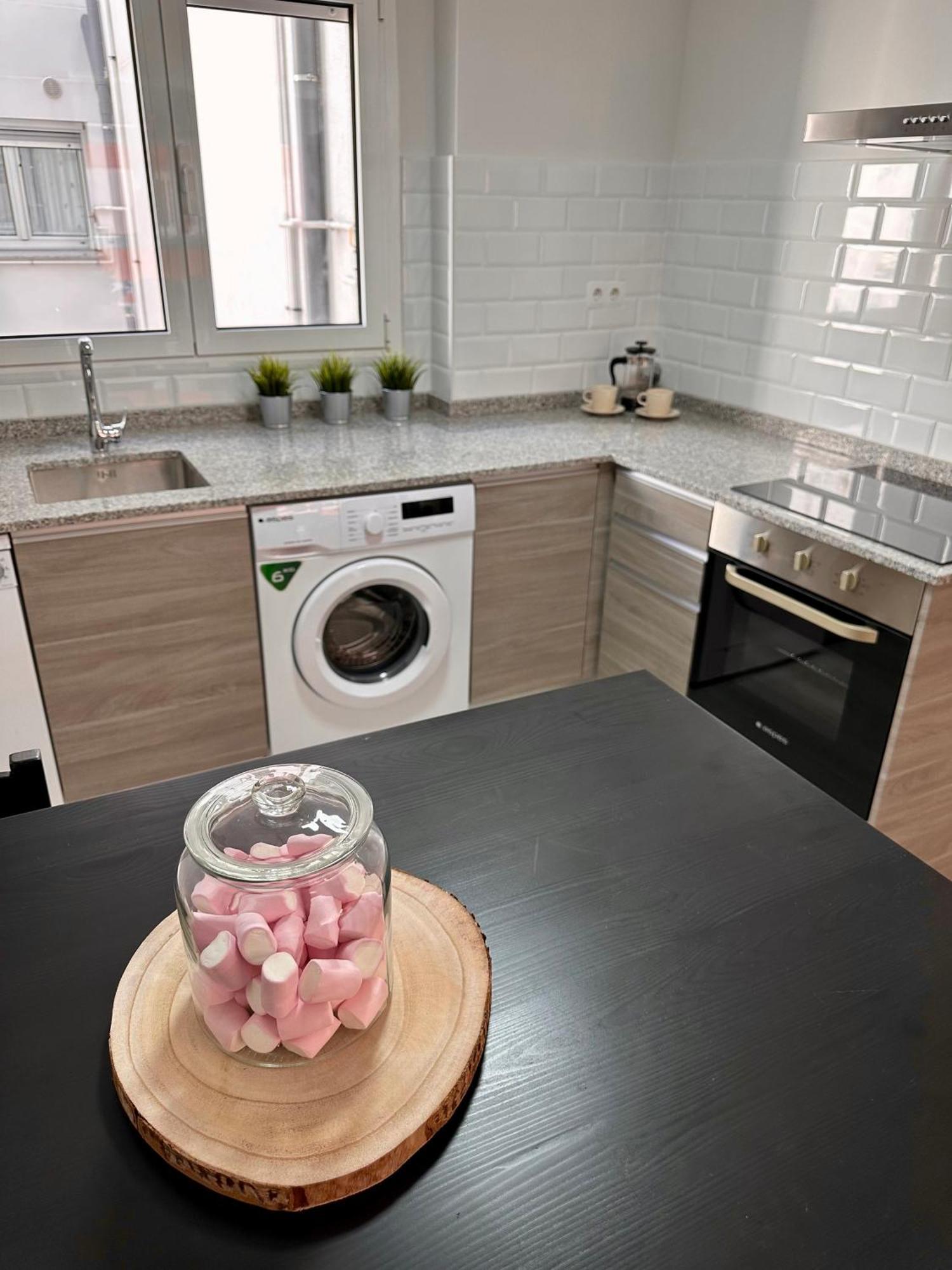 Cozy Flat 5 Mins From The Beach Χιχόν Εξωτερικό φωτογραφία